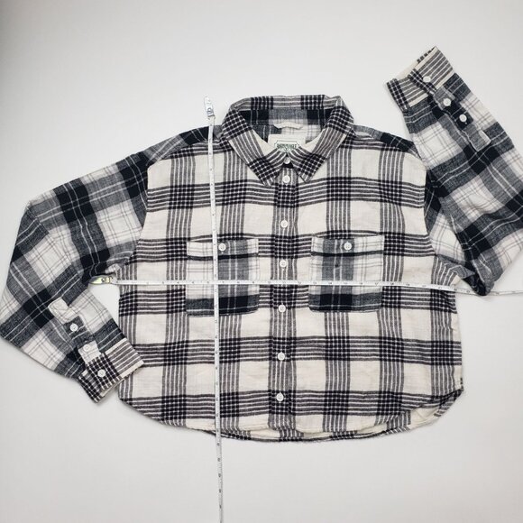 American Eagle Flannel Crop Shirt Women's Medium Black & Cream Plaid Western NWT - Picture 4 of 16